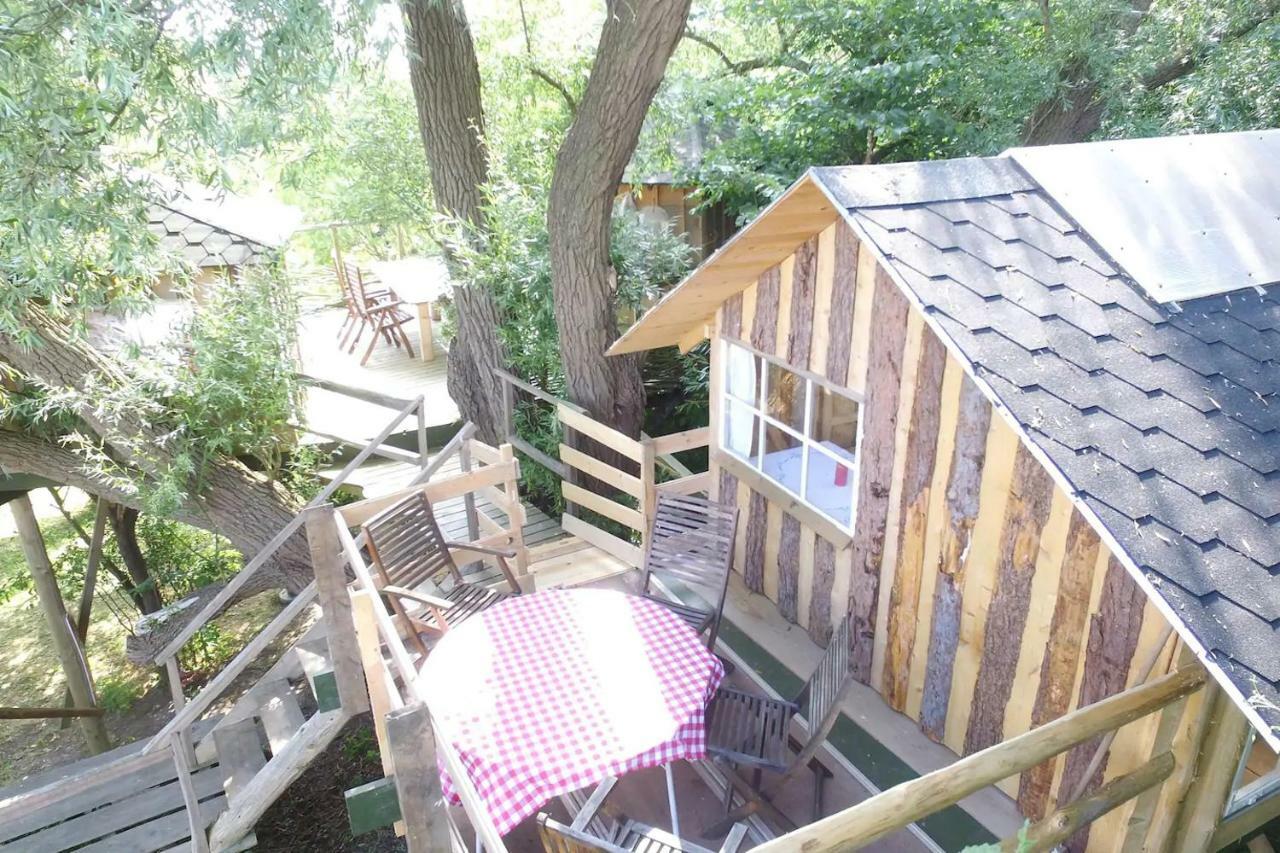 Treehouse B&B Rabjerg ภายนอก รูปภาพ